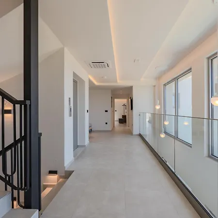 Artcotel Luxury Villa *