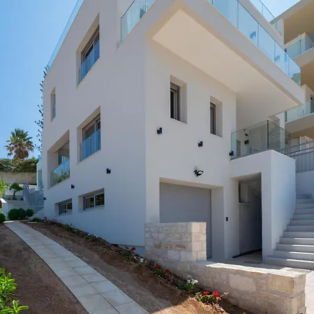 Artcotel Luxury Willa Retimno